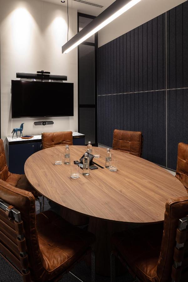 Next Hotel Melbourne, Curio Collection By Hilton 外观 照片 A meeting room at the headquarters of the International Telecommunication Union